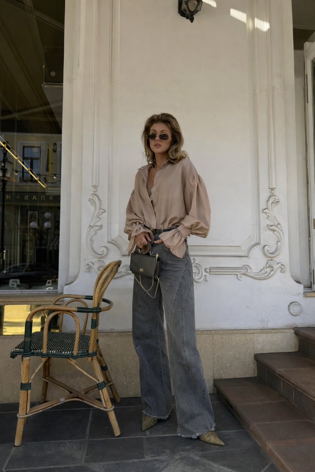 Elegantiški tencelio marškiniai nude