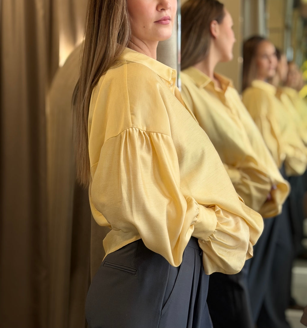 Elegantiški tencelio marškiniai yellow